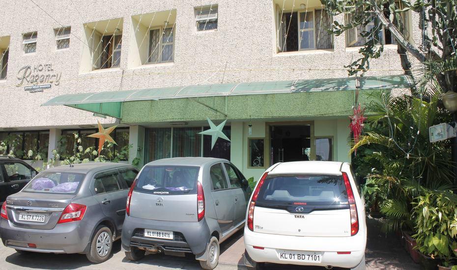 Hotel Regency Thiruvananthapuram Εξωτερικό φωτογραφία