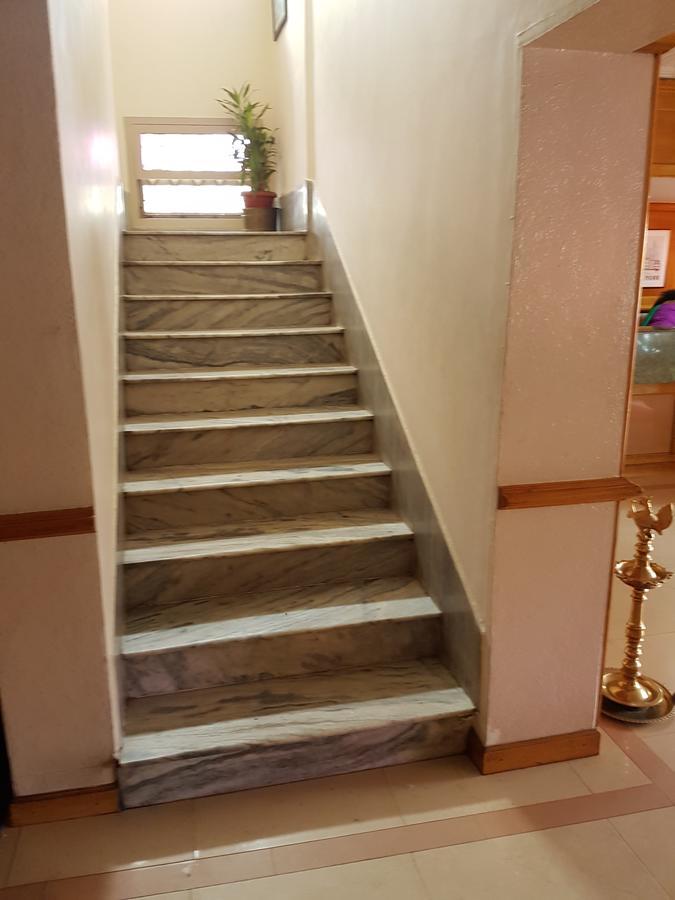 Hotel Regency Thiruvananthapuram Εξωτερικό φωτογραφία